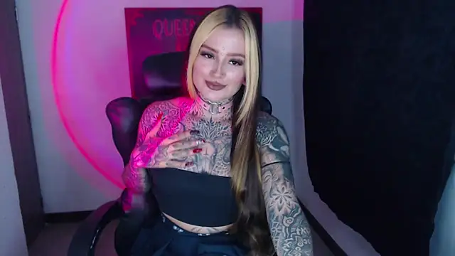 Snapshot of Anaii_Gomez chatting on 02/17/25, 07:31 Anaii Gomez online show from 02/17/25, 07:31