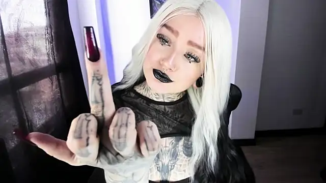 Snapshot of Anaii_Gomez chatting on 11/05/25, 05:46 Anaii Gomez online show from 11/05/25, 05:46