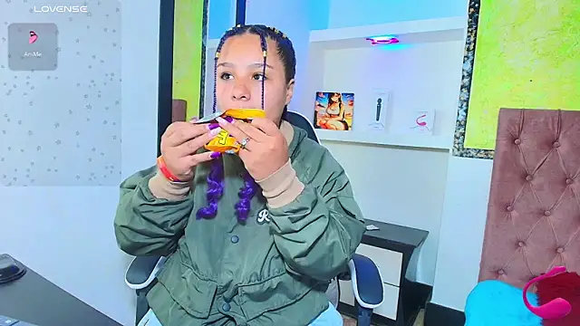 Charis 21 online show from 09/23/25, 04:04