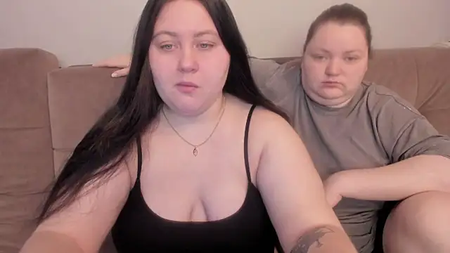 ihaveasecret  online show from 09/17/25, 11:39