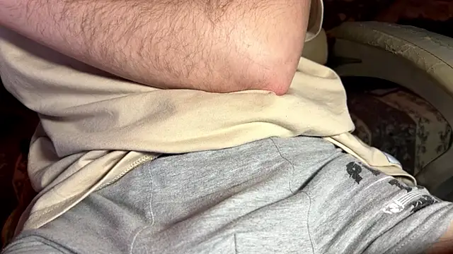 Snapshot of Materdox chatting on 04/21/26, 02:45 Materdox online show from 04/21/26, 02:45