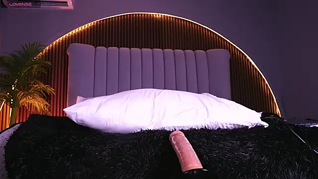 Victoriaxx  online show from 12/15/25, 11:20