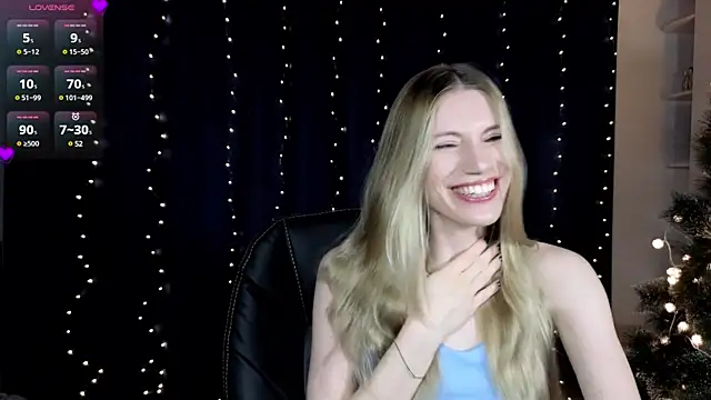 Snapshot of Lilianna_Just chatting on 12/24/24, 03:26 Lilianna Just online show from 12/24/24, 03:26