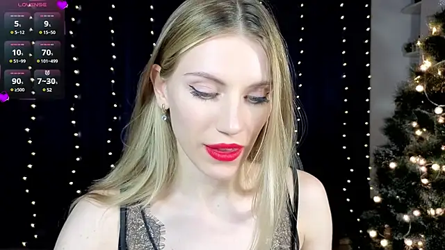 Snapshot of Lilianna_Just chatting on 01/05/25, 03:34 Lilianna Just online show from 01/05/25, 03:34