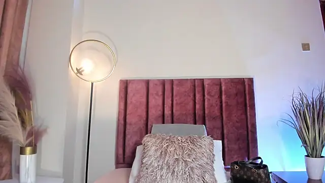 NoraDasilva online show from 01/06/26, 12:36