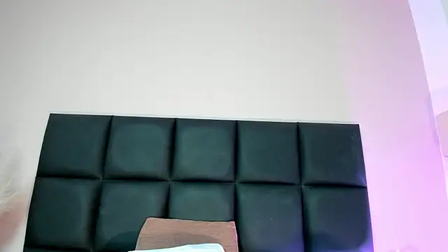 NoraDasilva online show from 01/14/26, 09:31