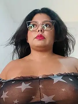 Snapshot of kiara-evans02 chatting on 07/17/26, 01:45 kiara-evans02 online show from 07/17/26, 01:45
