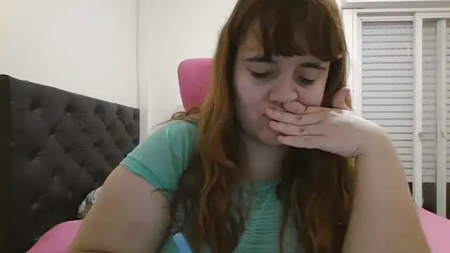 Snapshot of Bombon_ok chatting on 11/13/25, 05:17 Bombon ok online show from 11/13/25, 05:17