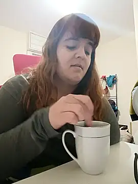 Snapshot of Bombon_ok chatting on 11/14/25, 04:33 Bombon ok online show from 11/14/25, 04:33