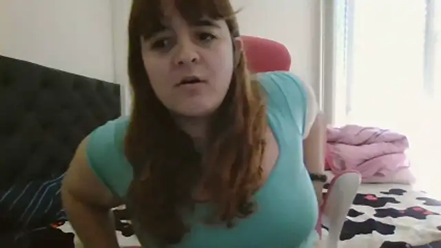 Snapshot of Bombon_ok chatting on 11/28/25, 05:59 Bombon ok online show from 11/28/25, 05:59