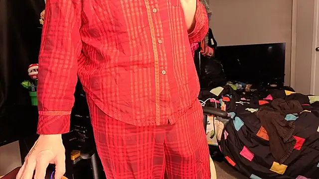 Snapshot of ShinyCherub chatting on 02/26/25, 04:45 ShinyCherub online show from 02/26/25, 04:45