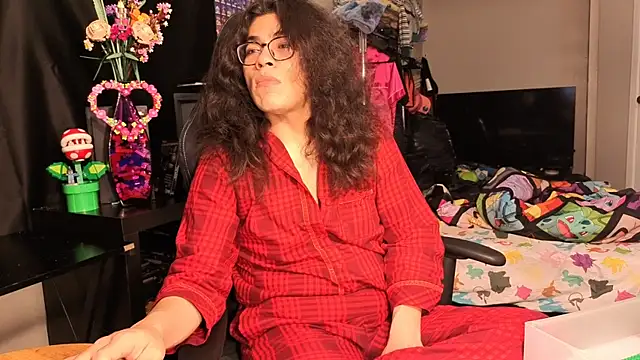 Snapshot of ShinyCherub chatting on 02/27/25, 12:10 ShinyCherub online show from 02/27/25, 12:10