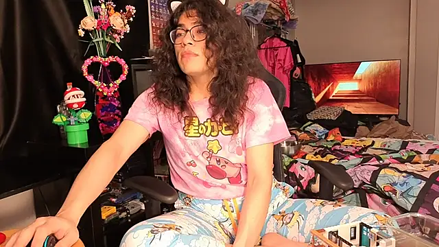 Snapshot of ShinyCherub chatting on 03/01/25, 11:06 ShinyCherub online show from 03/01/25, 11:06