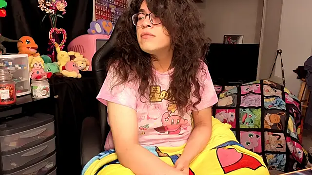 Snapshot of ShinyCherub chatting on 10/08/25, 10:02 ShinyCherub online show from 10/08/25, 10:02