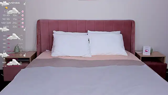 Snapshot of art_lovee chatting on 01/17/25, 08:34 art lovee online show from 01/17/25, 08:34