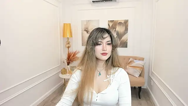 AnneTLi online show from 04/25/26, 03:20