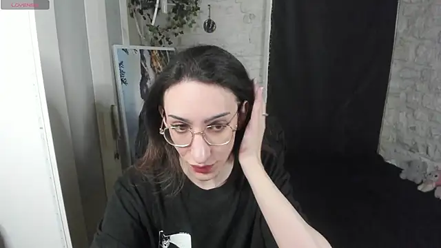 Mayala   online show from 02/03/25, 06:07