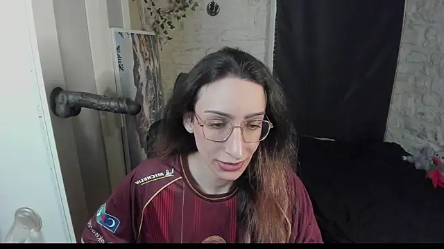 Mayala   online show from 03/09/25, 08:21