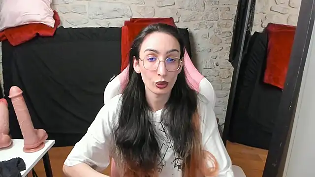 Mayala   online show from 04/06/26, 06:09