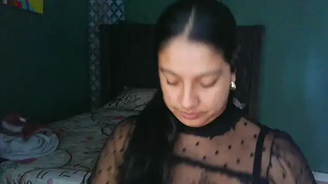 almaswan1 online show from 11/20/25, 03:01