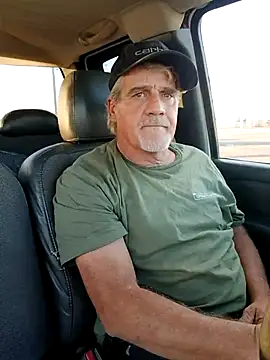 Snapshot of TTolbert chatting on 12/21/24, 11:45 TTolbert online show from 12/21/24, 11:45