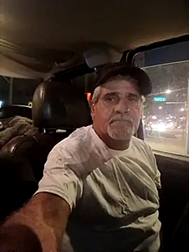 Snapshot of TTolbert chatting on 02/09/25, 01:55 TTolbert online show from 02/09/25, 01:55