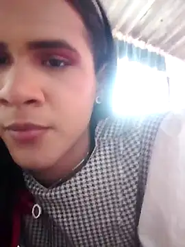 Snapshot of Babylolatop chatting on 12/04/24, 03:43 Babylolatop online show from 12/04/24, 03:43