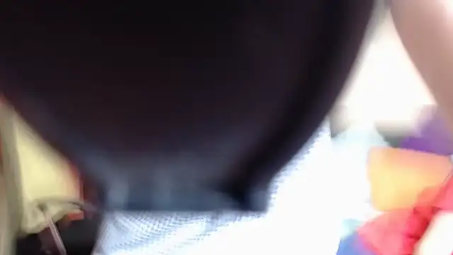 Snapshot of Babylolatop chatting on 01/25/25, 06:35 Babylolatop online show from 01/25/25, 06:35