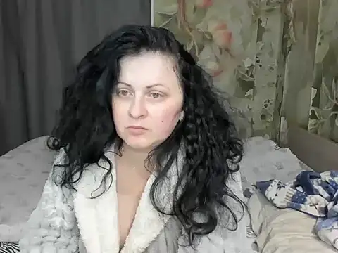 Snapshot of Lillian2 chatting on 04/08/26, 08:31 Lillian2 online show from 04/08/26, 08:31