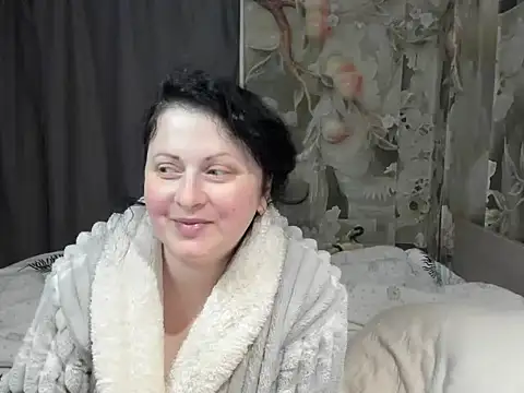 Snapshot of Lillian2 chatting on 04/09/26, 08:25 Lillian2 online show from 04/09/26, 08:25