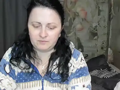 Snapshot of Lillian2 chatting on 04/28/26, 08:14 Lillian2 online show from 04/28/26, 08:14