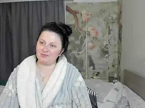 Snapshot of Lillian2 chatting on 05/25/26, 08:48 Lillian2 online show from 05/25/26, 08:48