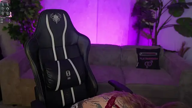 Snapshot of Angy_Netal chatting on 02/13/26, 07:59 Angy Netal online show from 02/13/26, 07:59