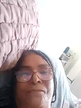 Delicy1 online show from 02/11/25, 02:13