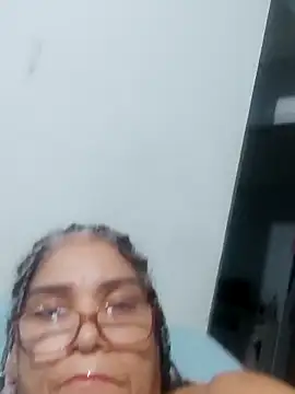 Delicy1 online show from 02/13/25, 10:54