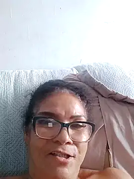 Delicy1 online show from 12/14/25, 12:21