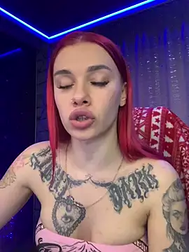 Snapshot of Queen_of_pain chatting on 01/11/25, 11:45 Queen of pain online show from 01/11/25, 11:45