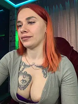 Snapshot of Queen_of_pain chatting on 02/02/25, 11:51 Queen of pain online show from 02/02/25, 11:51