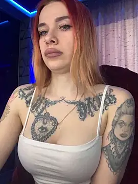 Snapshot of Queen_of_pain chatting on 02/18/25, 07:21 Queen of pain online show from 02/18/25, 07:21