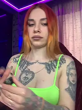 Snapshot of Queen_of_pain chatting on 02/23/25, 10:28 Queen of pain online show from 02/23/25, 10:28