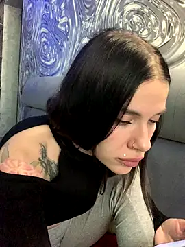 Snapshot of Queen_of_pain chatting on 09/14/25, 06:56 Queen of pain online show from 09/14/25, 06:56