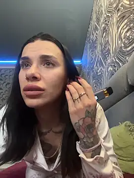 Queen of pain online show from 03/02/26, 06:36