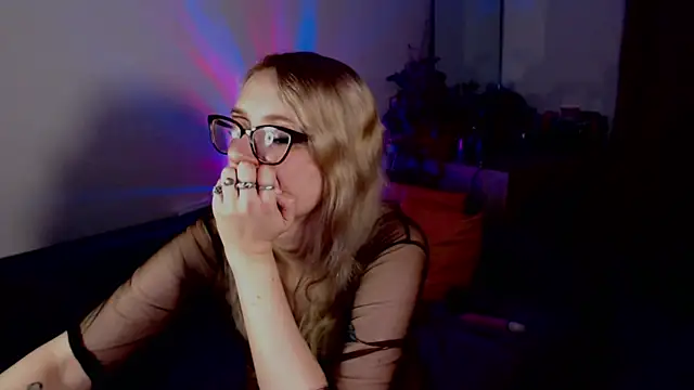 welliza online show from 09/14/25, 12:10