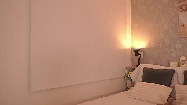 Snapshot of LillyThompson chatting on 06/10/26, 11:35 LillyThompson online show from 06/10/26, 11:35