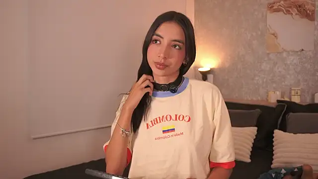 Snapshot of LillyThompson chatting on 06/28/26, 11:00 LillyThompson online show from 06/28/26, 11:00