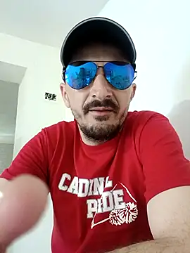 Adriandan1982 online show from 04/18/26, 10:30