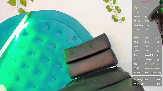 BunnyHotsx online show from 12/22/24, 05:53