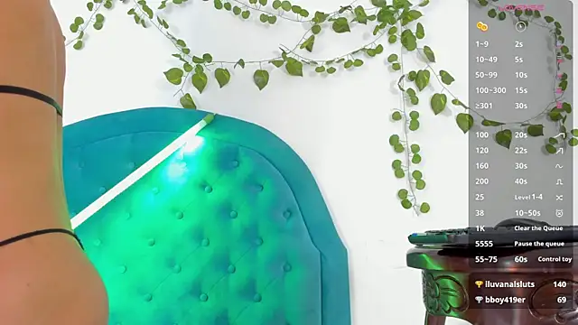 BunnyHotsx online show from 12/22/24, 09:09