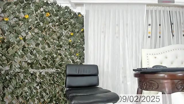 BunnyHotsx online show from 02/11/25, 09:35