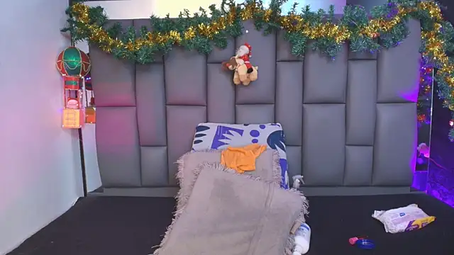  MiaBrown  online show from 12/01/25, 12:10